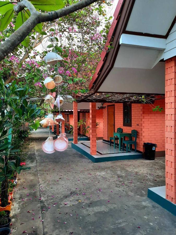 คิวทอง บังกะโล Ko Lan Bagian luar foto