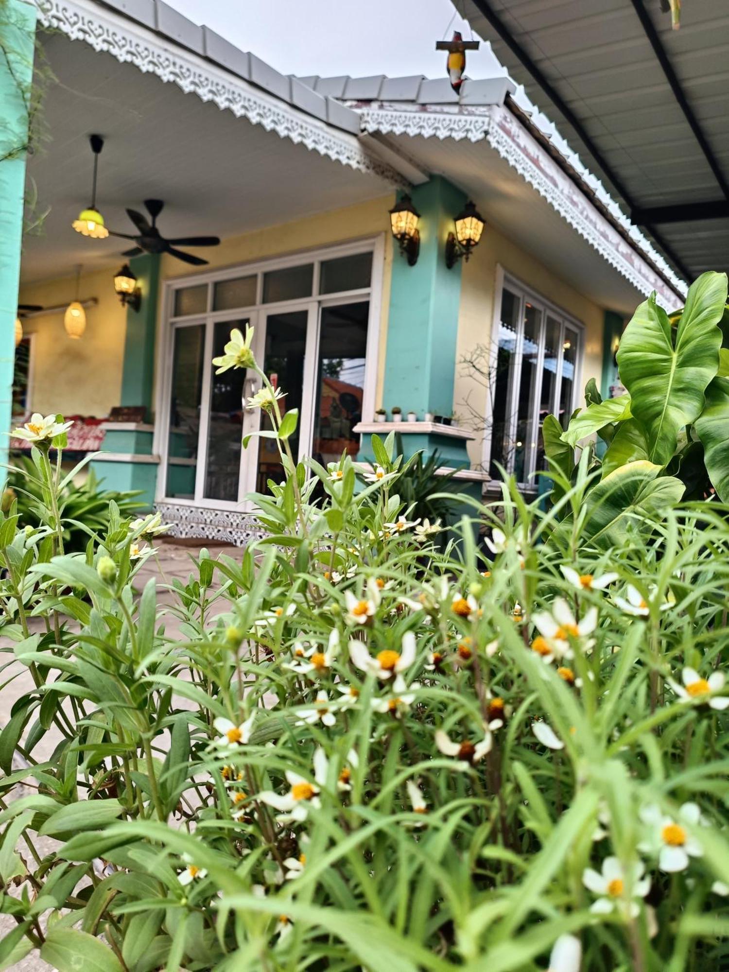 คิวทอง บังกะโล Ko Lan Bagian luar foto